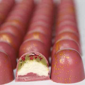 JD Dubai Ruby Bonbon Box